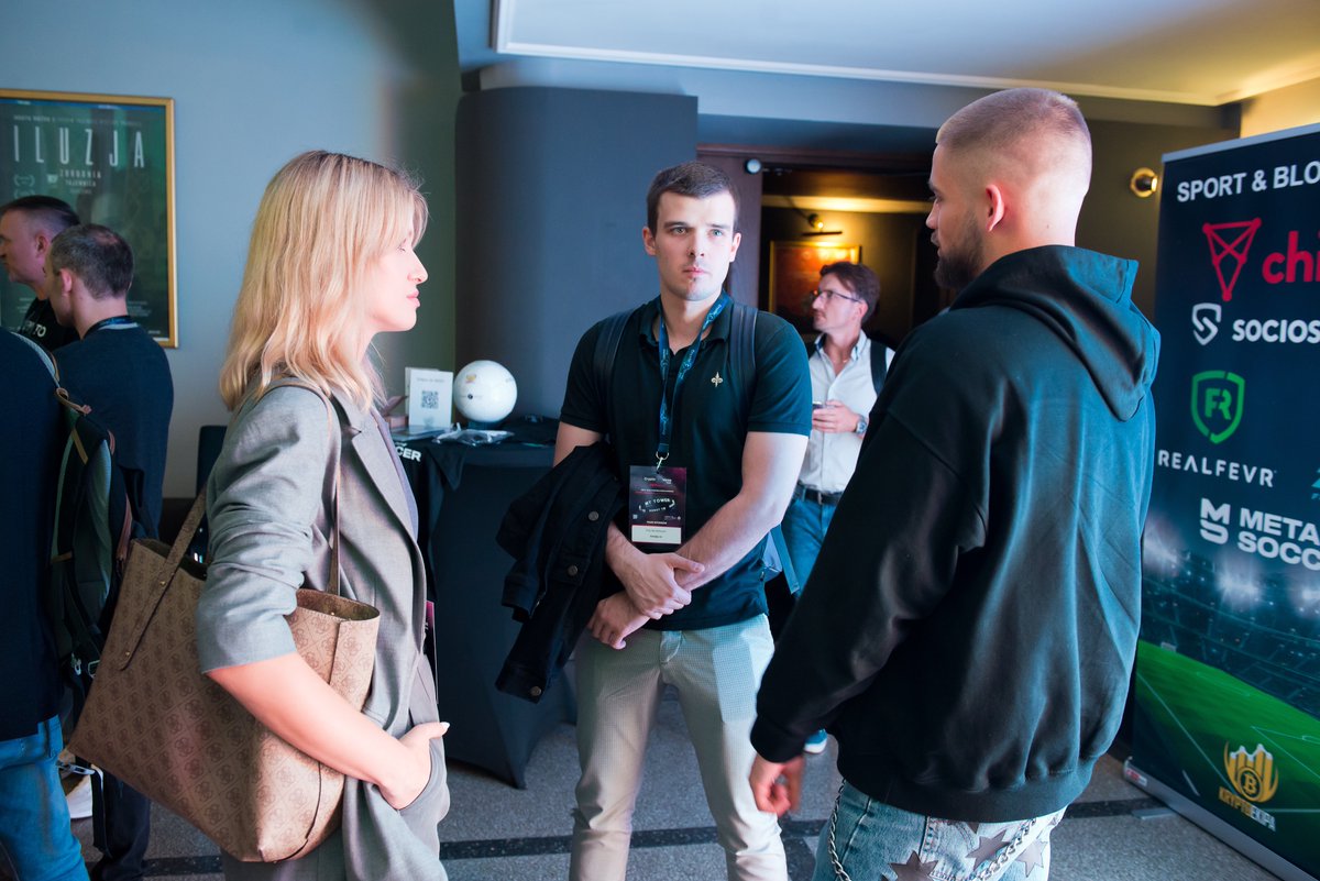 CryptoVerse Expo tweet media