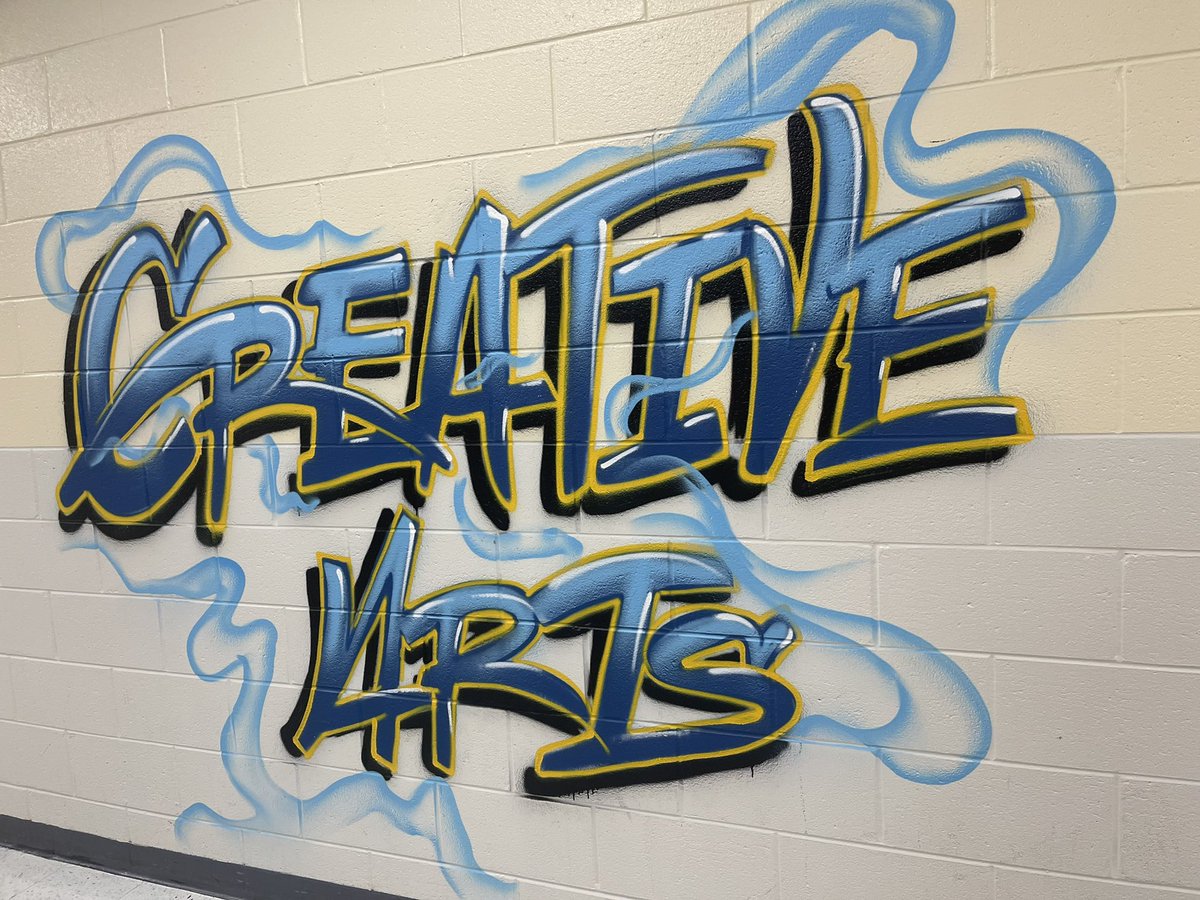 Principal Coley (@msjessicacoley) on Twitter photo <a href="/Princeton_ES/">Princeton Elementary</a> Tiger Scholars are loving the newest editions to the 5th Grade + Creative Arts hallway!🐯 #PrincetonPride <a href="/Princeton_ES/">Princeton Elementary</a> Tiger Scholars are loving the newest editions to the 5th Grade + Creative Arts hallway!🐯 #PrincetonPride