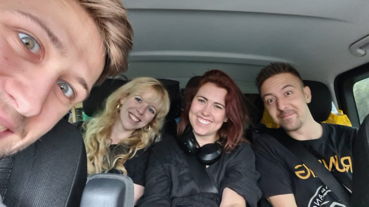 NovandaPro's tweet image. Portsmouth @GroundlingsUK here we come! #BonnyAndRead #goingontour #newmusical #womenpirates