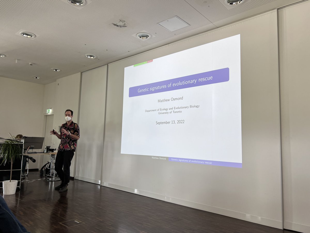 MExpositoAlonso's tweet image. @OfficialSMBE #EvolutionaryRescue Matt Osmond telling us about the coalescent during rescue! Hard to tell with summary statistics, better use local trees