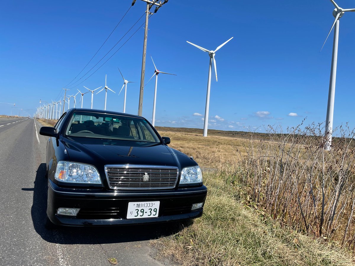 nonakora's tweet photo. #JZS173
#クラウン 
#1JZ
#ドライブ

周りを見てると
SUVやミニバン
コンパクトカーやらと
多く
もう20数年前のセダンなんて
走ってない（少ない）から
目立つ目立つ（笑
買って良かった〜 https://t.co/29rU72oYSC