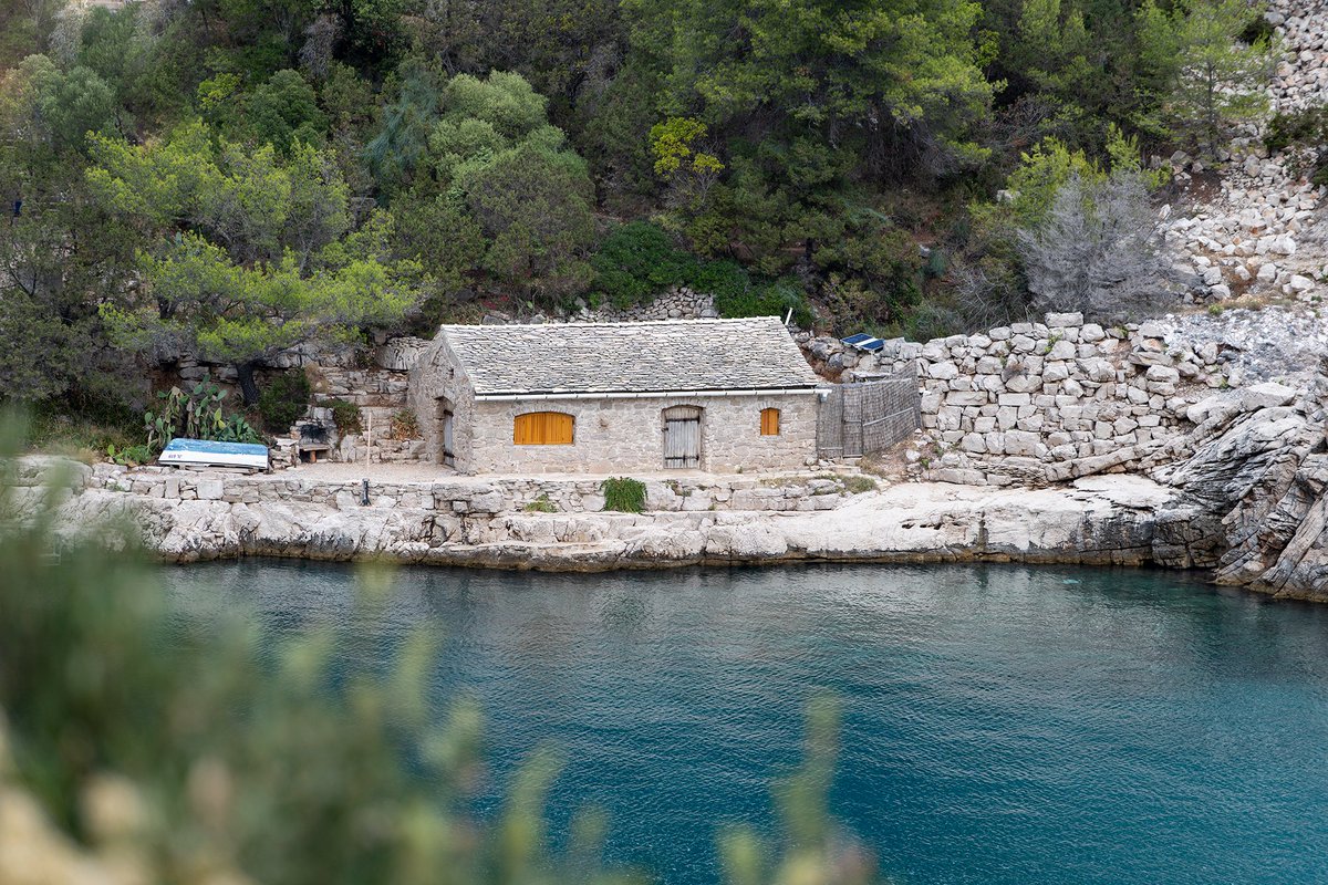RT if you would like to live here... #croatia #photography #travel #nature #architecture <a href="/VisitJelsa/">Visit Jelsa - Hvar island</a>