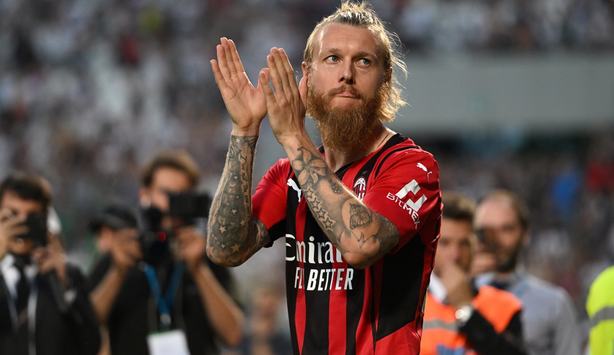 Statisticodelmt's tweet image. In queste prime 3 presenze in Serie A, Simon Kjaer ha il 100% di contrasti vinti 🧮