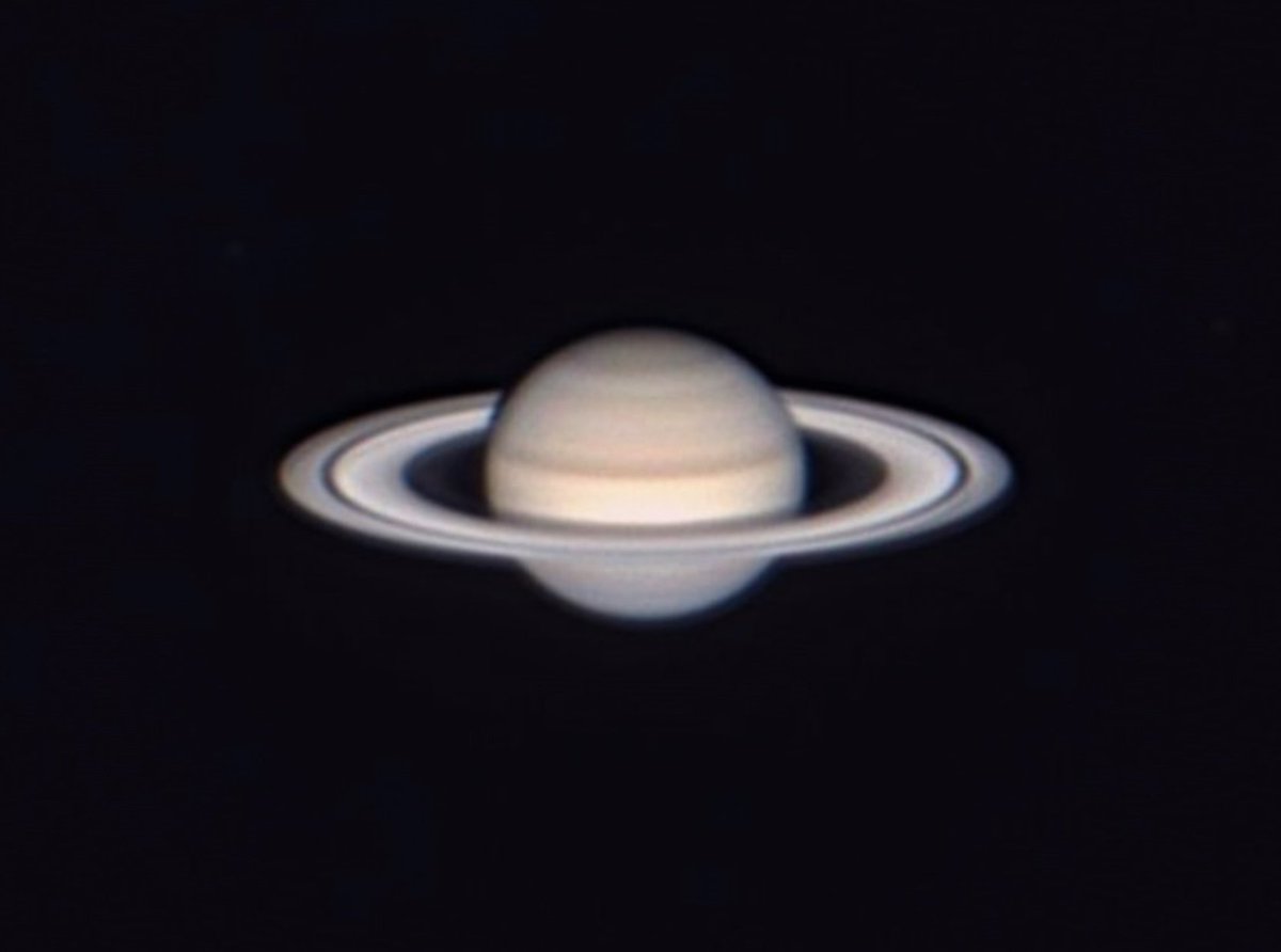RikenTenmon's tweet photo. #Saturn, the brightest shining ring (left at Opposition) has returned to normal (right weeks later). 

TOA130 + #TeleVue 4x powermate + ZWO 290mc

#astrophotography #astoronomy #土星 https://t.co/3HbbXpGtbN