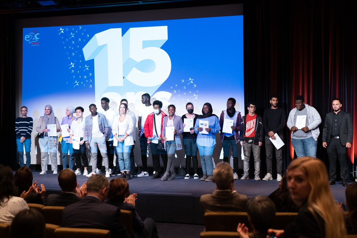 ViparisOfficiel's tweet photo. Le Réseau @E2CParis et Viparis s'engagent ! Pour les 15 ans du réseau nous avons mis à disposition le Palais des Congrès de Paris.

Notre partenariat se poursuit également par le recrutement de jeunes en stage pour leur faire découvrir nos métiers.💪🏼🔥 https://t.co/lDQ2FlFCgG