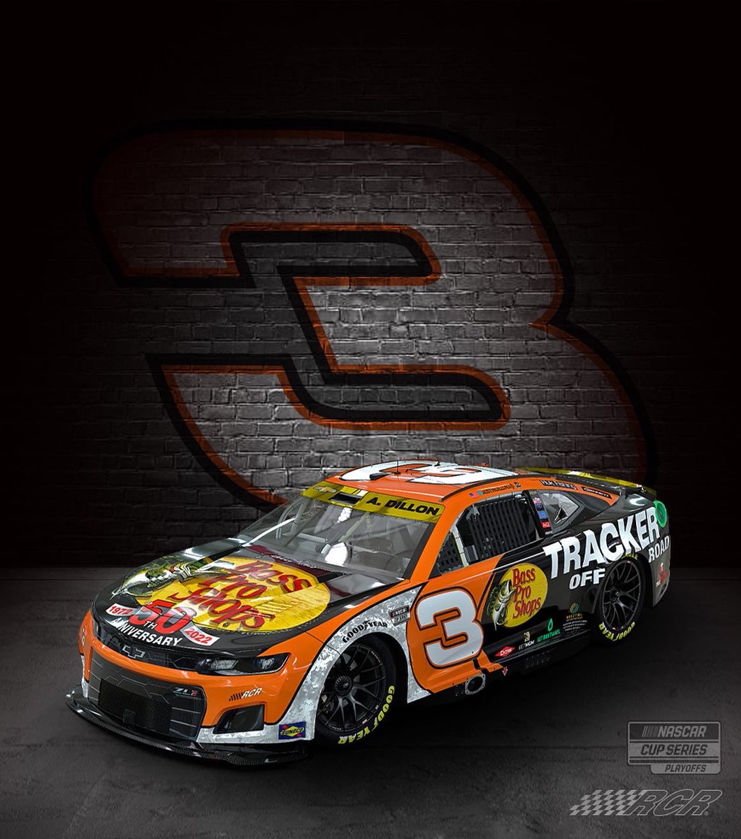 RCRracing's tweet photo. Check out these @BMSupdates rides! 

@BassProShops | @cheddarskitchen | @WhelenEng | @BennettFamilyCo | @WhelenMTRS | #Drive4Bennett https://t.co/AIZuk6uWab