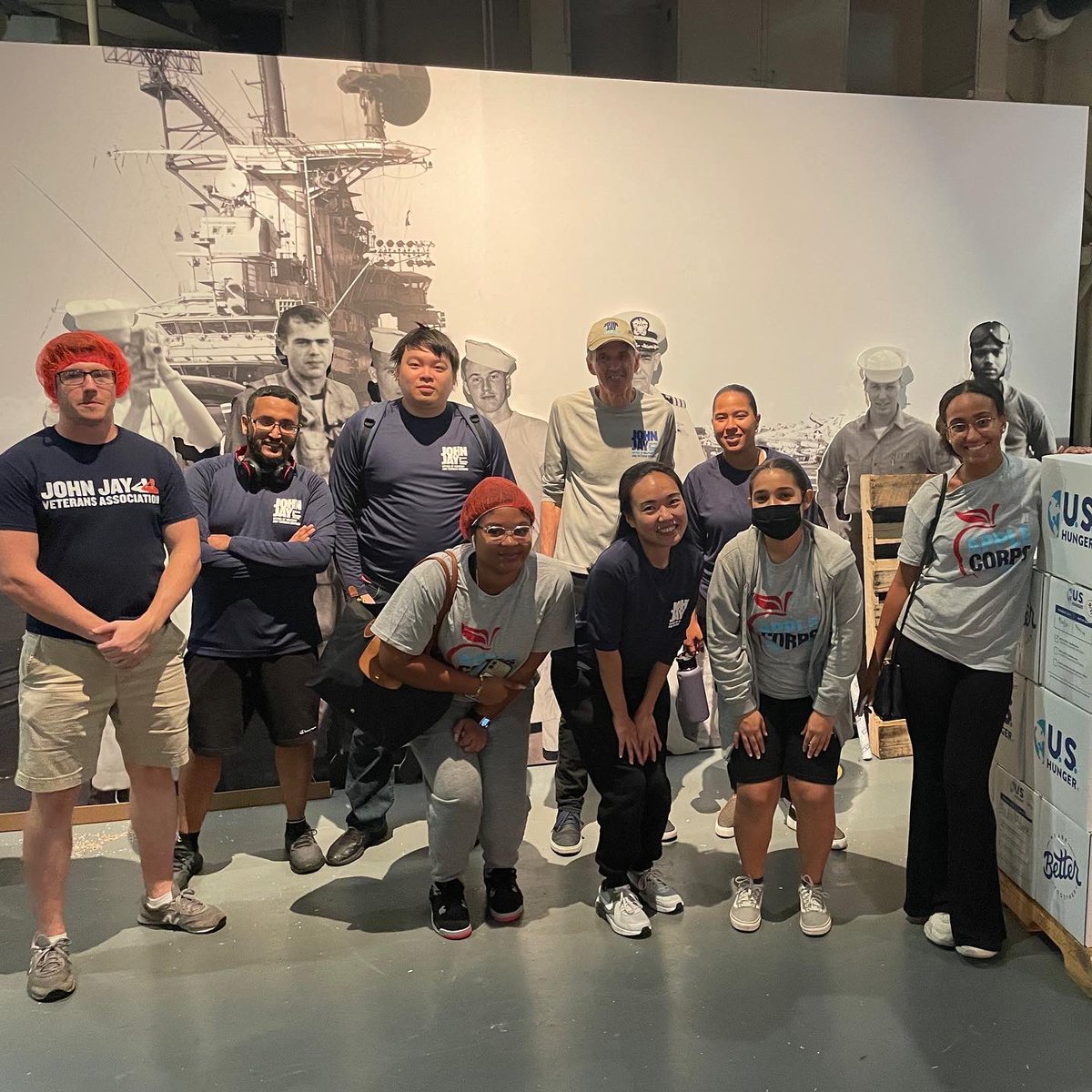 johnjayvets's tweet photo. John Jay students and veterans at yesterday’s 9/11 Pack-a-thon! https://t.co/6q8iucmdlO