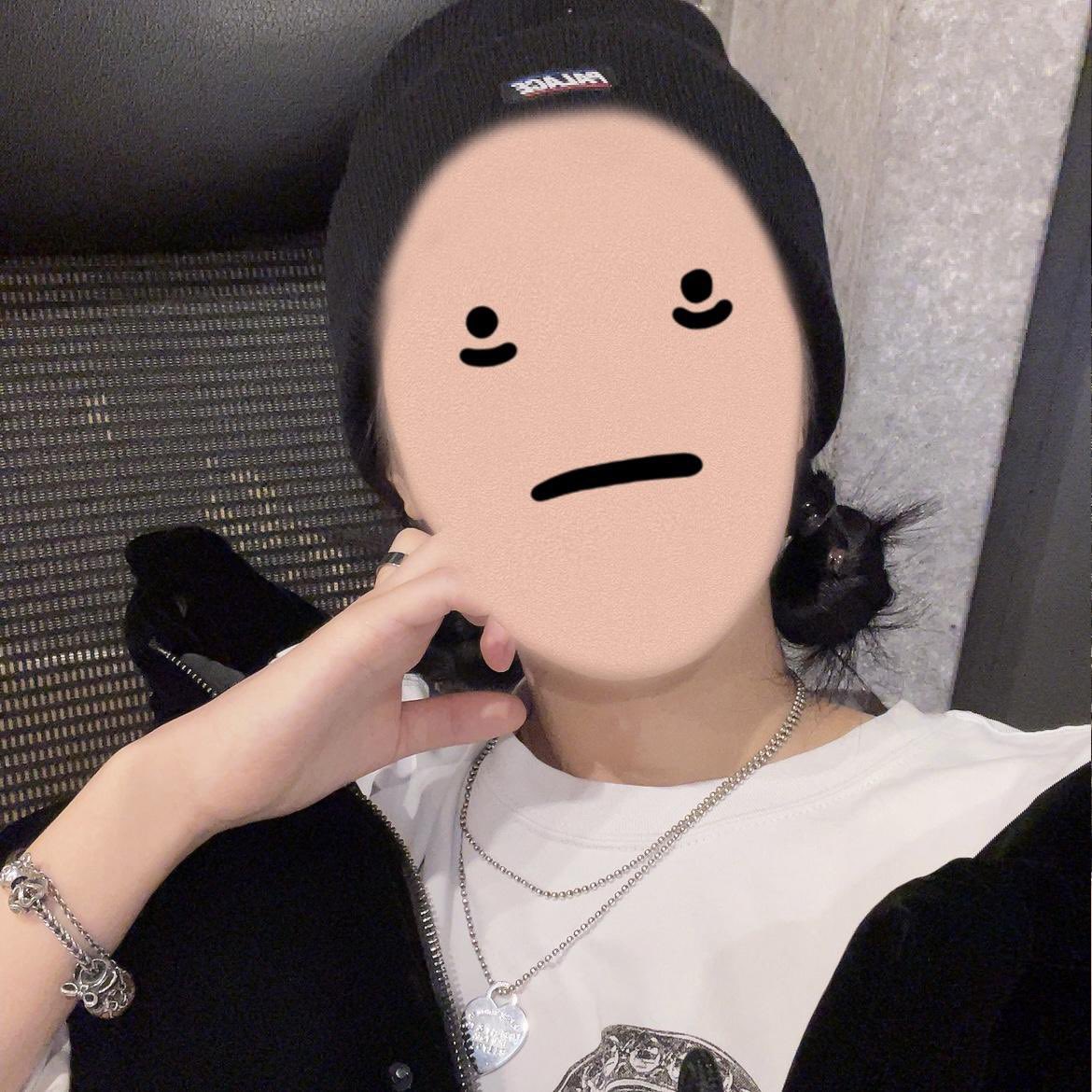 YentomiY's tweet photo. Yena in her casual attire😍
#30DaysYenaChallenge
#DAYS13
#YENA https://t.co/PCKZZ6pQTW