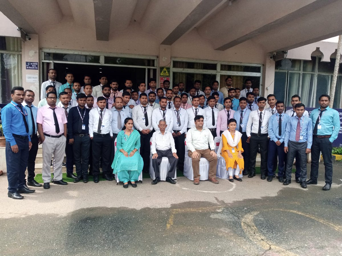 BipardP's tweet photo. Photo Session of Newly Appointed Panchayat Sachiv of Venue 23 &amp;24 in Hotel Patliputra Ashok... #BIPARD #Patna #governmentofbihar #followpage #Bihar #gaya #Twitter #likepage #Training https://t.co/RThmPIFHnA