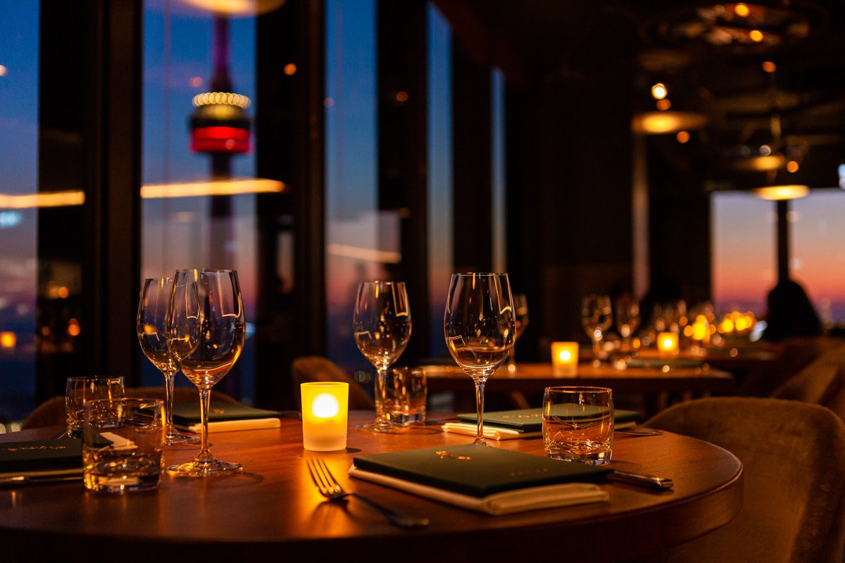 BoathouseLoeb's tweet photo. Restaurant Hours
https://t.co/Bn7vY9JLp0

Brunch:
Saturday and Sunday 9:30 AM – 3:45 PM
Tables will be seated on a first come-first served basis when your entire party arrives. 

Lunch:
Monday - Friday 12:00 PM – 4:00 PM https://t.co/iuHrwunKtW