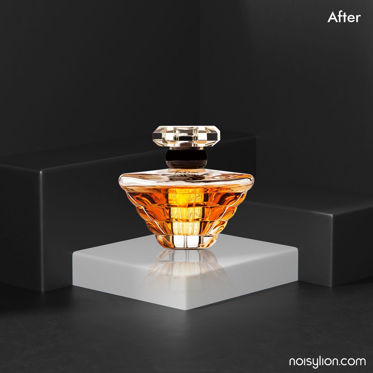 NoisyLion's tweet photo. Spill the richness outside the bottle!✨

Visit https://t.co/yPa61weM08 to create complimentary backgrounds for your beautiful images.

#backgroundremoval
#removebackground 
#clippingpath
#imageediting
#noisylionretouching https://t.co/uNYDY5Lolc