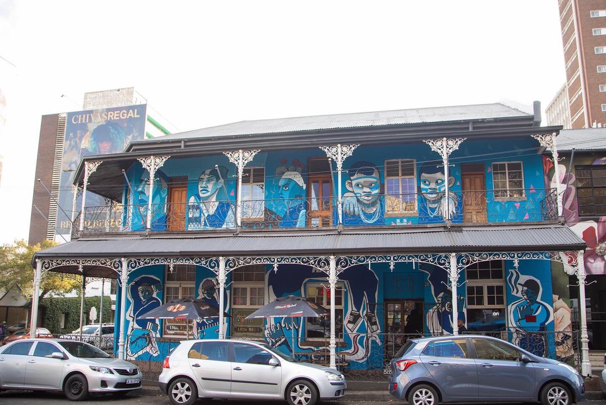 Moziak Magazine tweet media