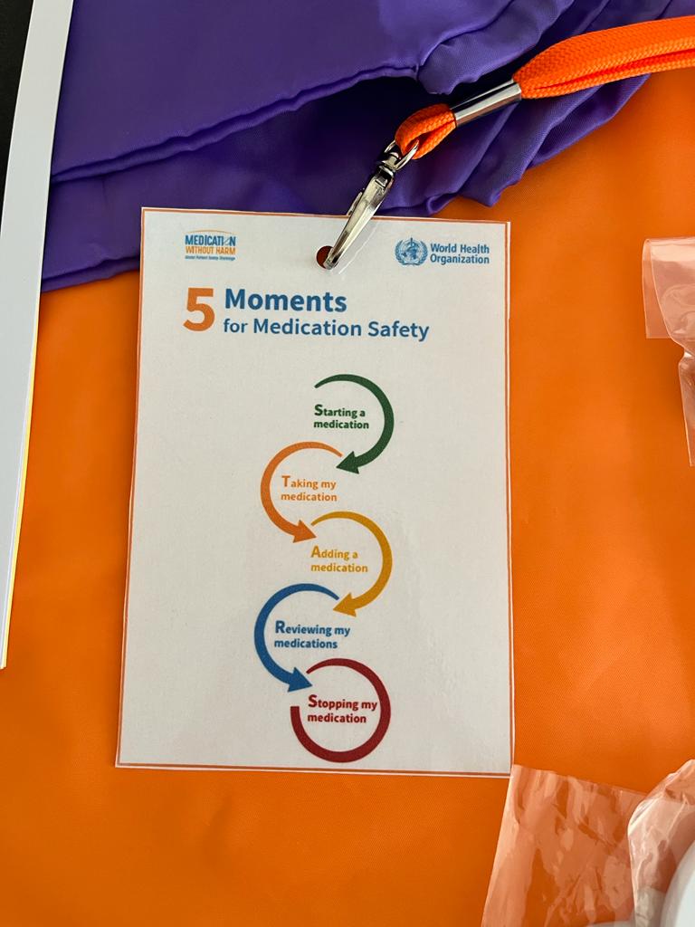 linzinurse88's tweet photo. The team are out and about in Camglen today as part of #worldpatientsafetyweek
KNOW - CHECK - ASK 💊💊💊 Spreading the word about "Medication Without Harm"
Don't forget to say hi if you see them 👋
@sharonm01497341 @h_leg_mitch @JamesDDuffy1 @NHSLanarkshire @ShonaAllan16 https://t.co/iiOAAANlU7