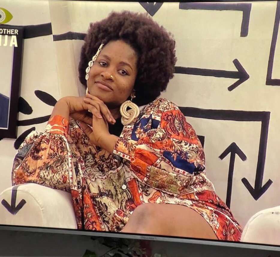 Judyivy7's tweet image. The queen of street sitting pretty on her throne.  #BBNajia #BBNaija #PhynaTheElephant𓃰