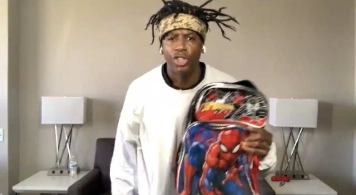 DeckerPUSD's tweet image. What’s in your backpack? @docspeaks #professionaldevelopmentday #SELsymposium #proud2bepusd #deckermakeswaves #feelthelove🐬