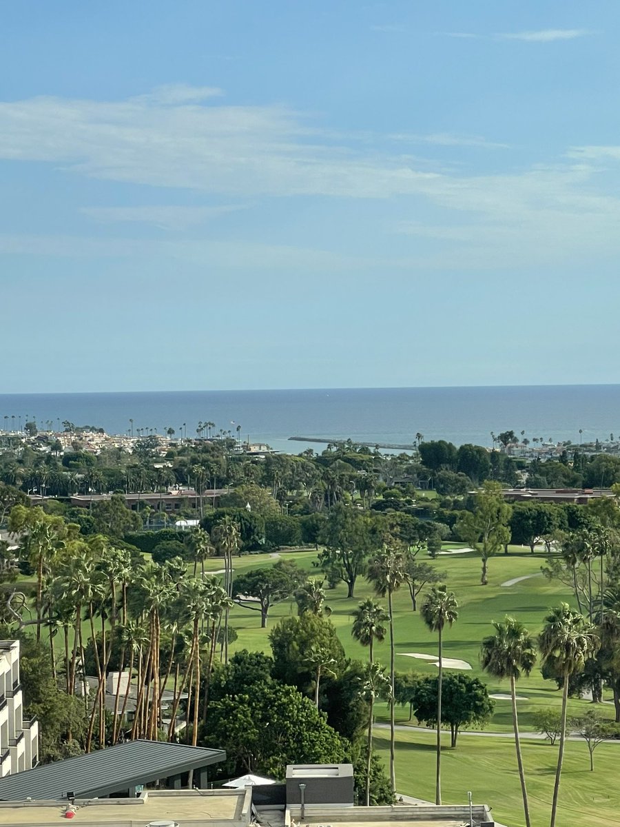 txssdad's tweet image. Nice view to have while working.