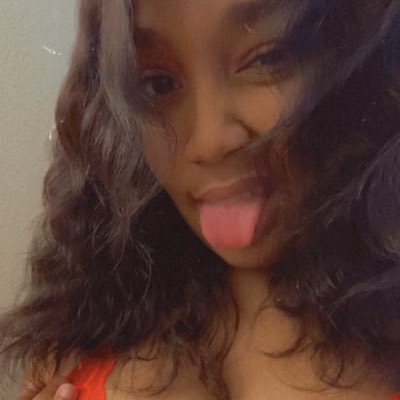 emoniiiee's tweet photo. #NewProfilePic https://t.co/v4vYdIRoZh