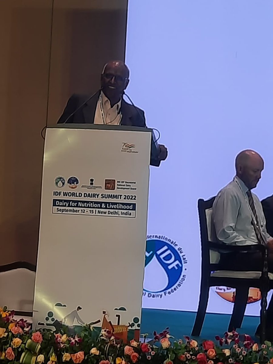 "Ethno-veterinary #herbal medicine can contain antimicrobial resistance": Dr N Punniamurthy, animal health consultant #IDFWDS2022

<a href="/NDDB_Coop/">National Dairy Development Board</a> <a href="/FIL_IDF/">International Dairy Federation</a> #herbalmedicine #cattle #animalhealth #veternarymedicine