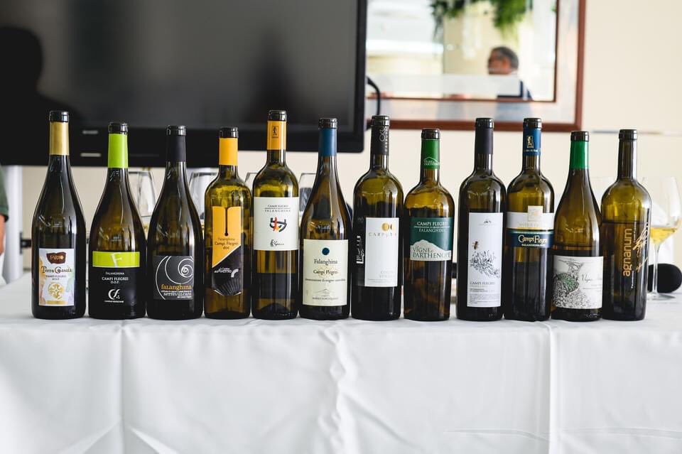 Racconto per immagini dell’edizione appena conclusa di Campania Stories 2022 – Special Edition

👉 La Masterclass “Falanghina: tutta la vulcanicità dei Campi Flegrei” in collaborazione con Consorzio Tutela Vini Campi Flegrei, Ischia e Capri

#campaniastories #specialedition