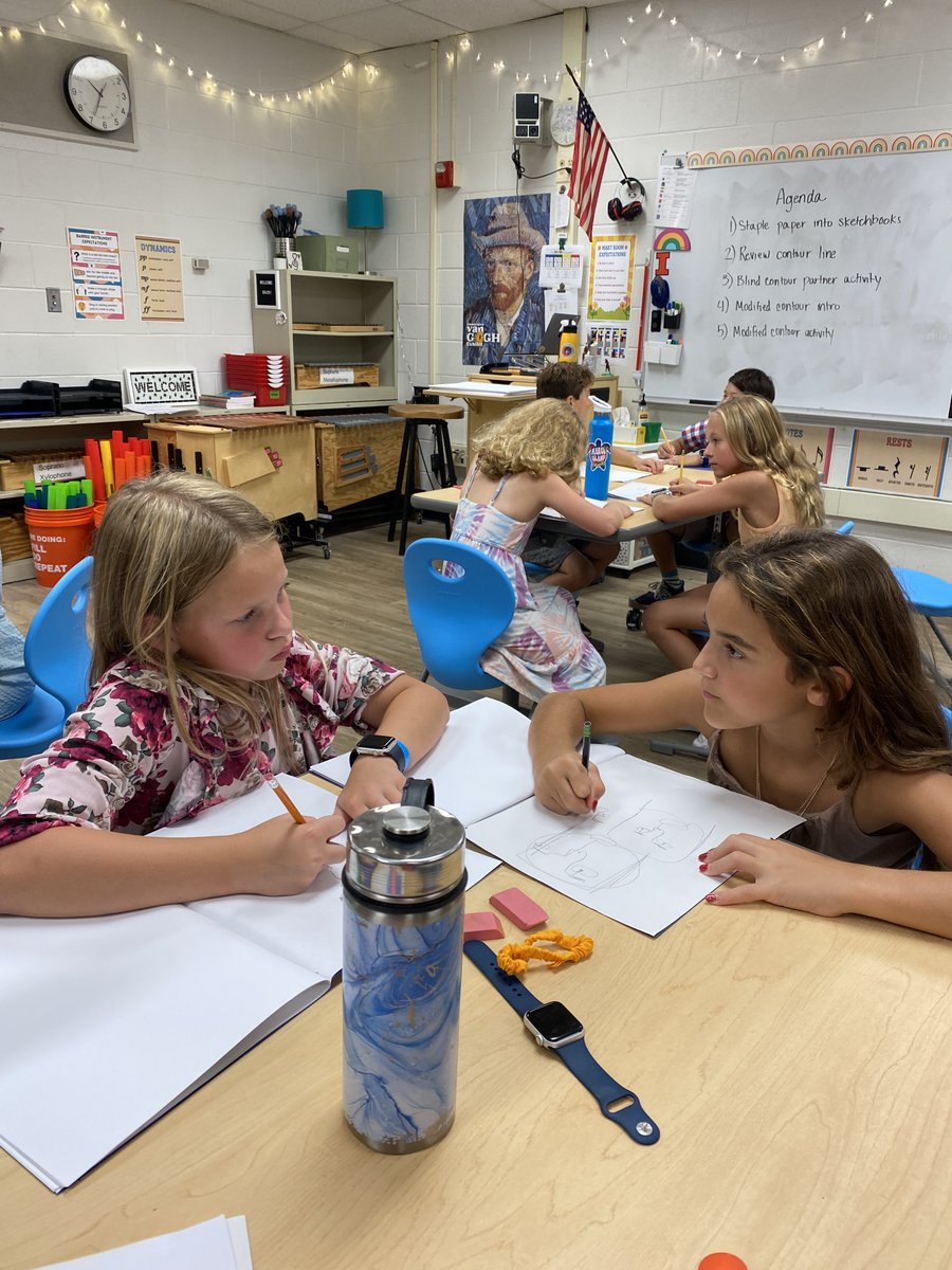 Ms. Frank's 4th grade class is practicing blind contour line drawing by drawing their peers! Great collaboration and focus😊#WeBelong220 <a href="/HoughStreet220/">Hough Street School</a>