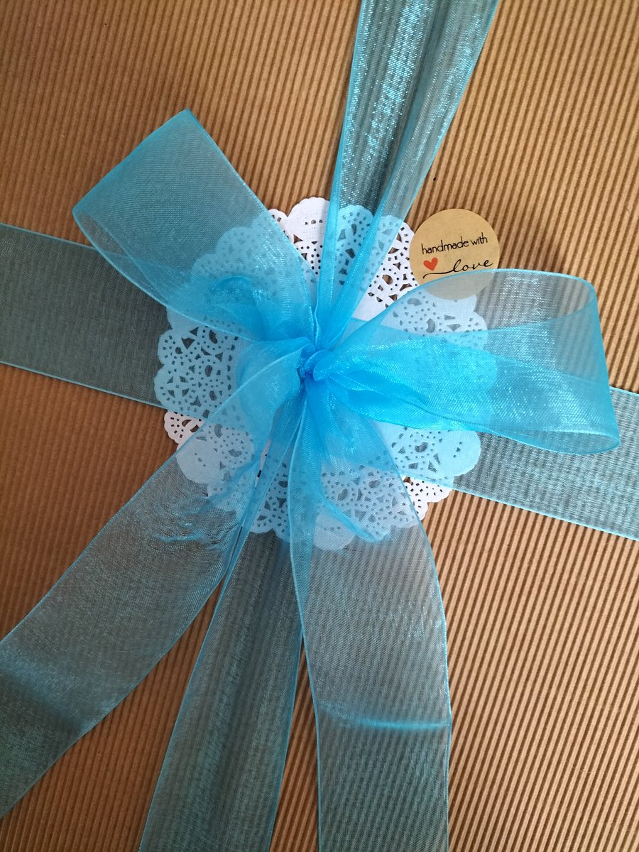 ScriccioloHM's tweet photo. Inizia la stagione delle #copertine 🤩
.
💙 La prima in consegna 💙
.
#scricciolo #scricciolohandmade #amigurumi #tricot #crochet #copertina #azzurro #babyboy #autumniscoming https://t.co/EBNlmlFm6T