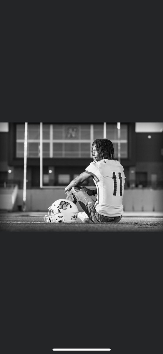 Football is more then just a Game to me; it’s a Dream. I live, eat and sleep for the Game! #DreamChasin <a href="/6starfootballOK/">Six Star Football | OKLAHOMA</a> <a href="/Noblebearpride/">Noble Athletics</a>