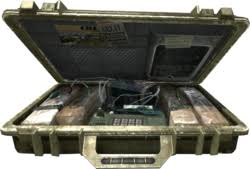 KillerStidge's tweet photo. I'm pretty confident that the '5 Days' #IntelDrops mini teaser is confirming #CallofDuty #SearchandDestroy Game Mode for #ModernWarfareII with this icon.
@loadoutgg @eurogamer @JamieHore @Joseph_Kime @Marcdachamp @wyp100 @JordanGerblick @charlieINTEL https://t.co/qttB4gwEuV