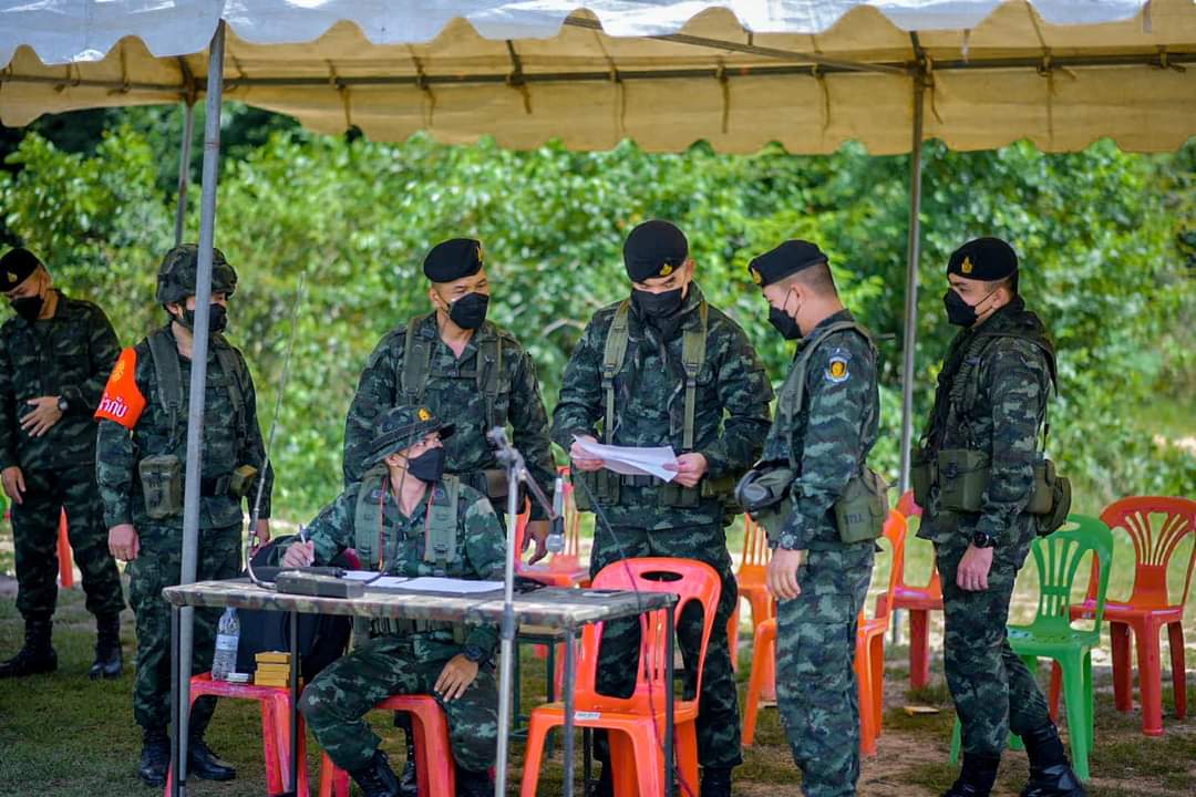 6irARMY's tweet photo. #āļāļ§āļēāļĄāļāļģāļāļēāļāđāļĢāļīāđāļĄāļāļēāļāļāļēāļĢāļāļķāļ âïļ
ðāļāļąāļāđāļāļ āđāļāļĄāļ§āļąāļāļāđ āļŠāļ§āđāļēāļāļ§āļīāļāļĒāđ āļāļđāđāļāļąāļāļāļąāļāļāļēāļĢāļāļĢāļĄāļāļŦāļēāļĢāļĢāļēāļāļāļĩāđ 6 āļāļĢāļ§āļāđāļĒāļĩāđāļĒāļĄāļāļēāļĢāļāļķāļāļāļēāļĢāļĒāļīāļāļāļ·āļāļāđāļ§āļĒāļāļĢāļ°āļŠāļļāļāļāļĢāļīāļ āđāļāļĒāļāļēāļĢāļĒāļīāļ āđāļāđāļāļ§āļĒāļīāļāļĢāļ°āļĒāļ° 300 āļĄ., 200 āļĄ. āđāļĨāļ° 100 āļĄ. āļāļĢāđāļāļĄāļāļąāļāđāļ§āļĨāļēāđāļāļāļēāļĢāļĒāļīāļ āđāļāļĒāđāļāđāļāļēāļ§āļļāļāļāļĢāļ°āļāļģāļāļēāļĒ āļāļ·āļāđāļĨāđāļāļĒāļēāļ§ āđāļāļ M16 A4
#āļāļĢāļĄāļāļŦāļēāļĢāļĢāļēāļāļāļĩāđ6
#6IR #RDF https://t.co/3mWrtX9YfA