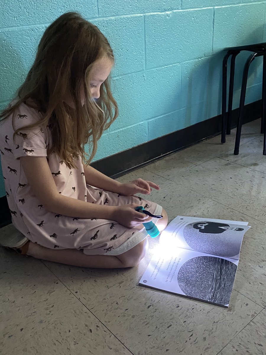 Cranberry Crop with flashlights! #GuildStrong 🔦