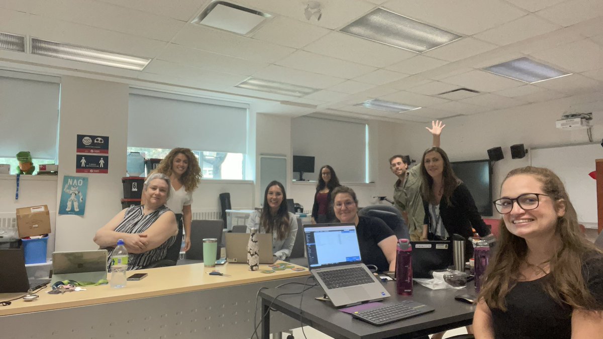 Rachel Boucher (@rachboucher) on Twitter photo Toute l’équipe de <a href="/TicCsmb/">Intégration TIC CSMB</a> est rassemblée ce matin pour les RDV du @recitqc
#recitqc <a href="/csmbourgeoys/">Centre de services scolaire Marguerite-Bourgeoys</a> Toute l’équipe de <a href="/TicCsmb/">Intégration TIC CSMB</a> est rassemblée ce matin pour les RDV du @recitqc
#recitqc <a href="/csmbourgeoys/">Centre de services scolaire Marguerite-Bourgeoys</a>