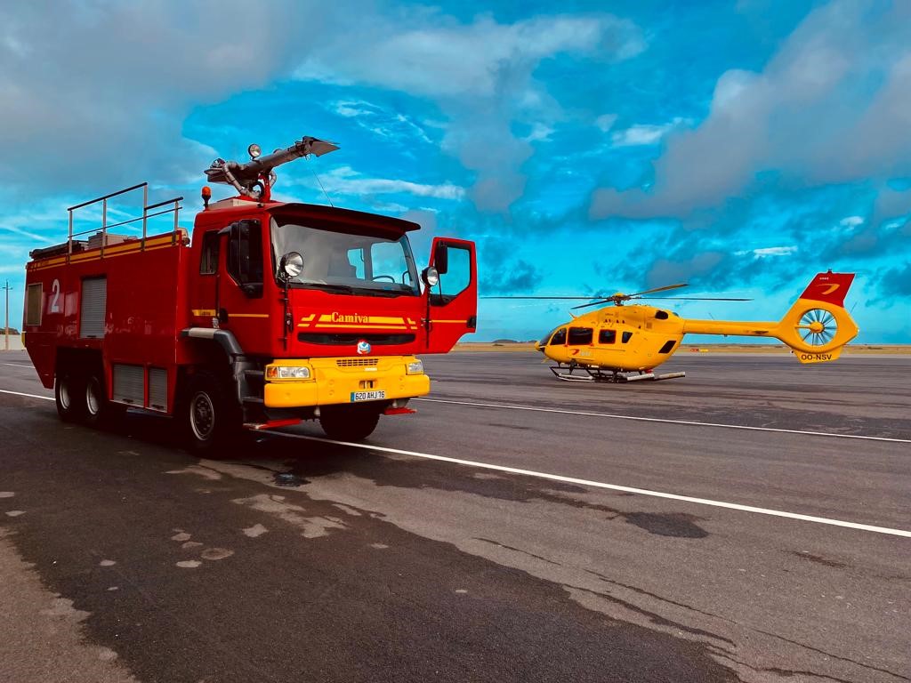 NhvHelicopters's tweet photo. Media of the week is a colourful picture of our H145. We like finding vehicles that match our colour scheme!
Contributed by Guillaume Birambaux
#Mediaoftheweek #H145 #Airbus https://t.co/MkIpnqkpoT