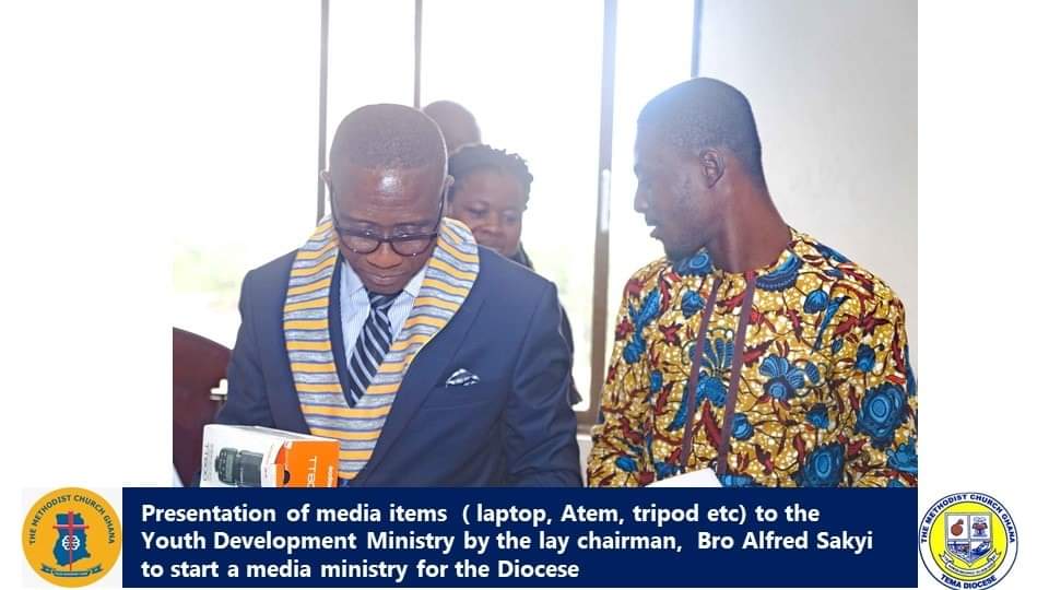 MethodistChGh's tweet photo. || PICTURE HIGHLIGHTS || 

𝗧𝗲𝗺𝗮 𝗗𝗶𝗼𝗰𝗲𝘀𝗮𝗻 𝗠𝘂𝗹𝘁𝗶𝗺𝗲𝗱𝗶𝗮 𝗠𝗶𝗻𝗶𝘀𝘁𝗿𝘆  receives Equipment 
 
#TheMethodistChurchGhana
#TemaDiocese https://t.co/rZ8jm3UYit