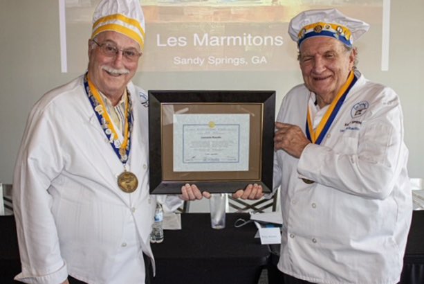 Thanks Phil Meade for this great photo of JP Jobin presenting the 2022 award bearing his name, to Leonardo Ruscitto.

Un gros merci à Phil Meade qui a pris cette belle photo de JP Jobin en train de presenter le prix 2022 qui porte son nom à Leonardo Ruscitto.