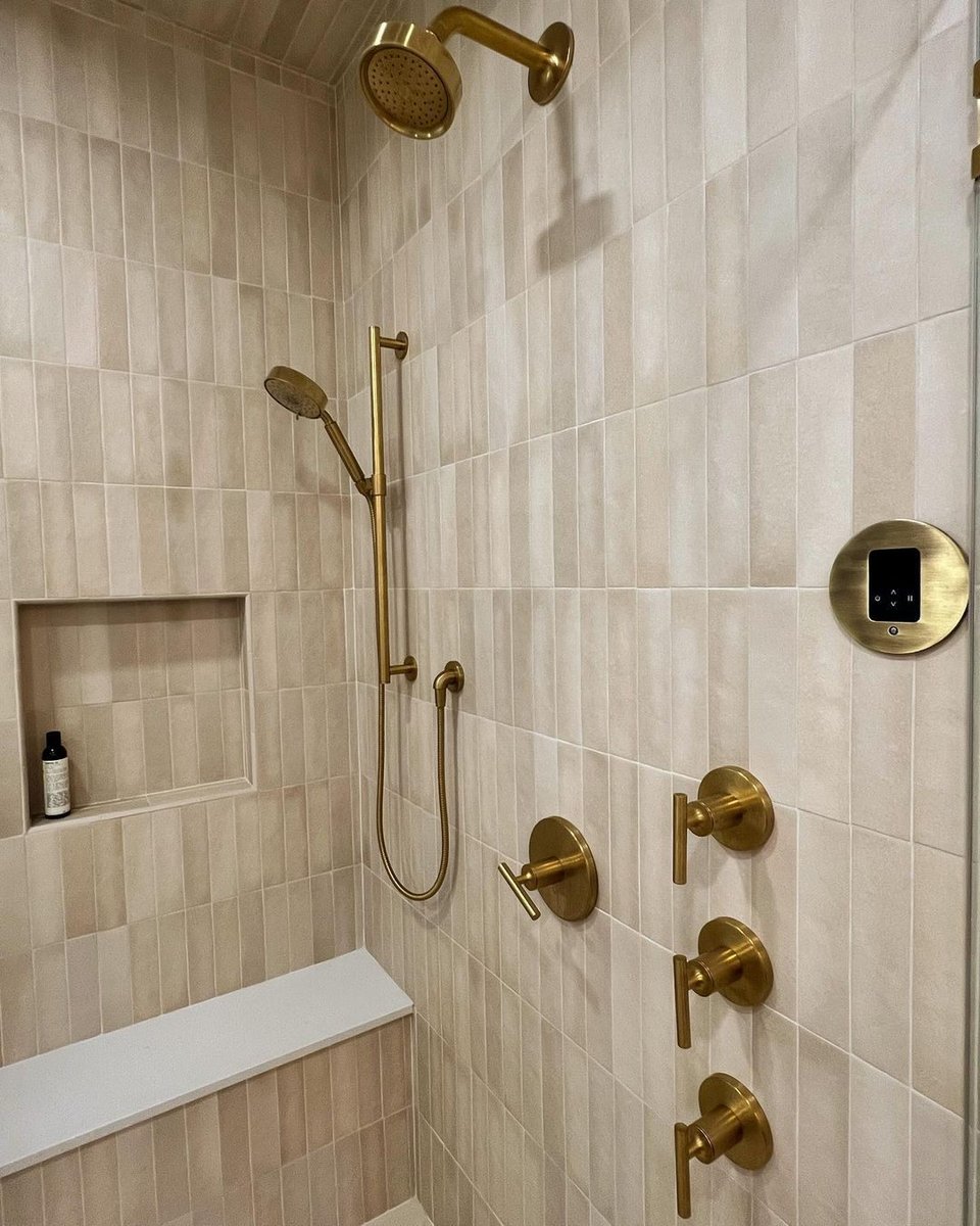 BedrosiansTile's tweet photo. Neutral tones + textures in this bathroom create a warm and inviting feel! https://t.co/MV2mnVlqEl

Shower Tile: Makoto 2.5x10 in Tatami Beige

Designed by ainslie_design_studio https://t.co/Rft9JjYsDt