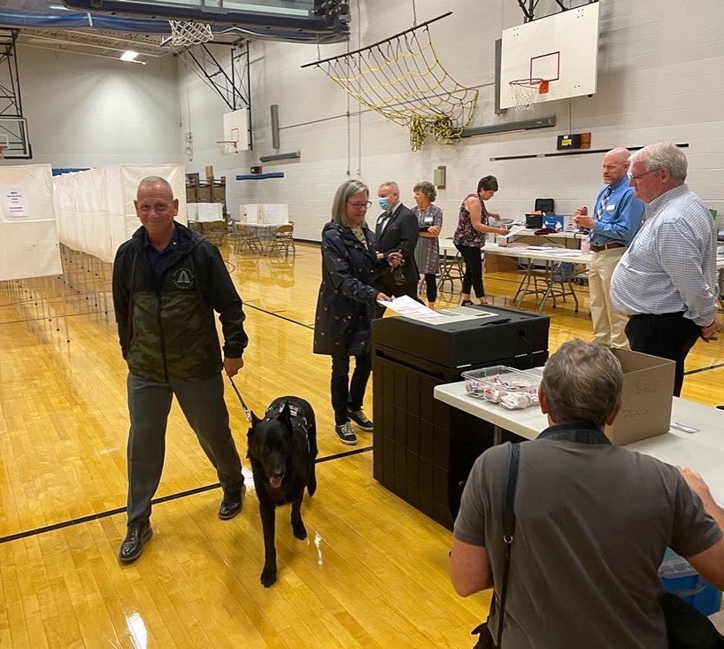 GenDonBolduc's tweet photo. Proud to have been joined by my lovely wife Sharon and @VictorBolducDog in Stratham to cast our votes! 🗳☑️🇺🇸 

Have you voted yet? 

#NHSEN #NHPolitics https://t.co/jPTnM3z2G1