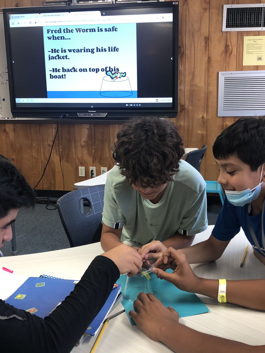 MsAvilaGloria's tweet photo. Always fun doing a little community building 🙃
#savefred #CookMS #communitybuilding #read180 #7thand8th #loveit https://t.co/wokfzDNPCr