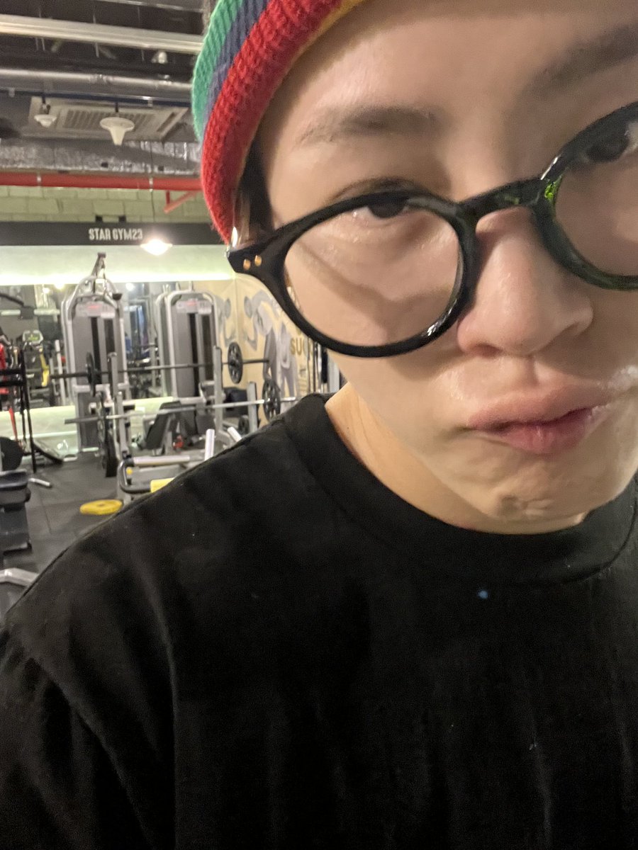 HSW_UNIVERSE's tweet photo. [☁️] 2022.09.12
UNIVERSE | HA SUNG WOON FNS UPDATE

격리 끝!!!!
피티 끝!
운동 시작!!! 일어나자

#하성운 #하늘 #HASUNGWOON
#UNIVERSE #유니버스 #FNS https://t.co/hqYElc3AUn