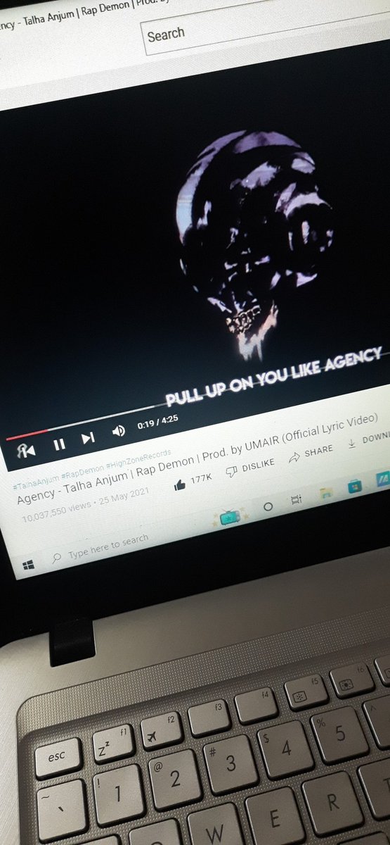 Krish_here04's tweet photo. 10 milli on agency🔥
#anjum #rapdemon https://t.co/cfrpSyyIjr