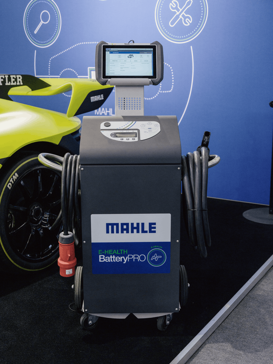 MAHLE_Group's tweet photo. #Worldpremiere @automechanika_ 
#MAHLE shows #EHealth &amp; #ECare #batterydiagnostics devices for the first time. They enable #workshops to #analyse the #health of the #battery of #BEV and the #maintenance of the #coolingcircuits of vehicle batteries. #WeShapeFutureMobility https://t.co/LmFOiPzmsf