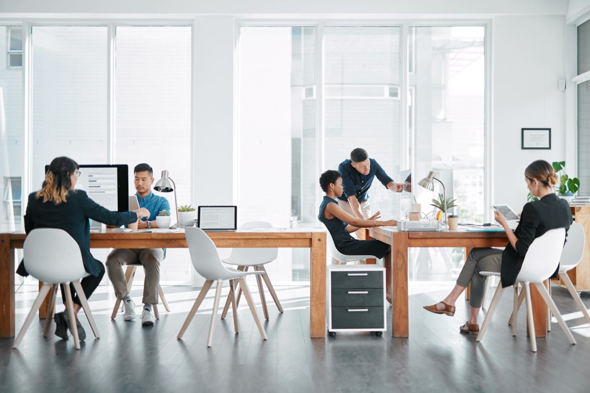 3MScreens's tweet photo. No IT security program is complete without a plan that protects devices from the danger of visual hacking. Learn what you can do to help keep your organization's screens data safe with expert tips from 3M: https://t.co/wV2127bYRx https://t.co/aMntAZmpgK