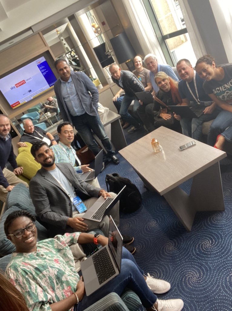 Watch party for the IBM LinuxONE 4 launch event…… best thing about the technology we work on is by far the people who work together to create it! Happy Launch Day!