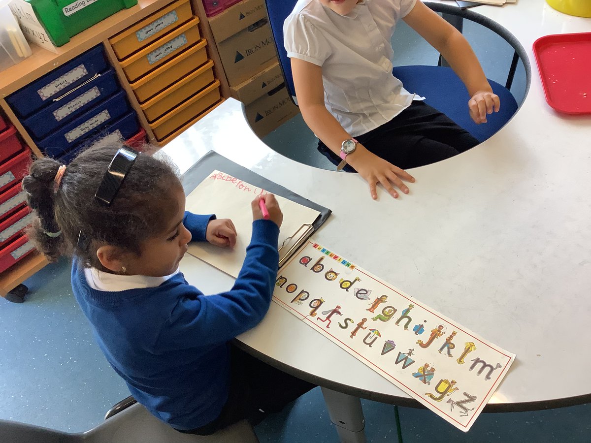 bpsclassof2029's tweet photo. Practicing performances, practicing the alphabet, work together, exploring social situations, there’s lots of ways to play in P1/2. #playingislearning #learningisplaying https://t.co/LgKPI4lB5l