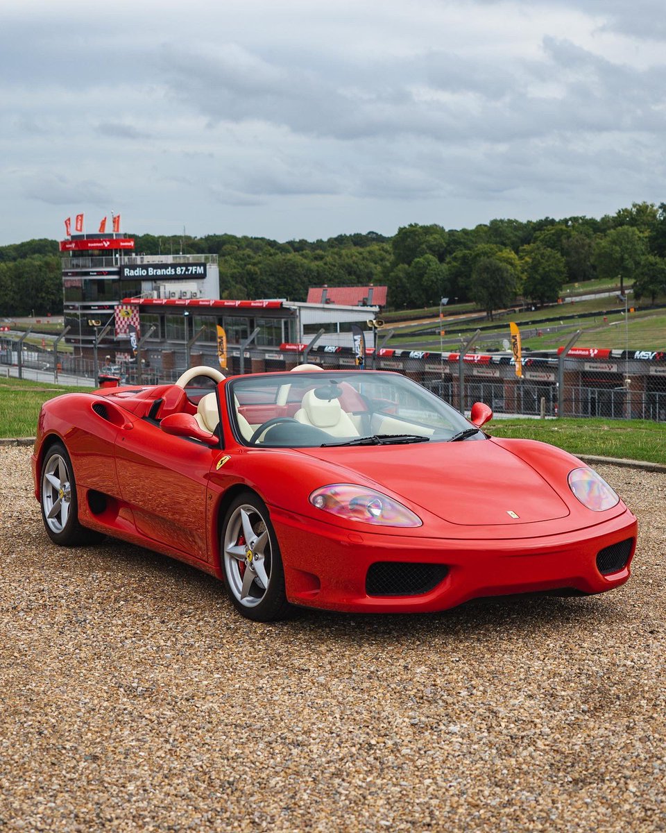 Foskers Ferrari tweet media