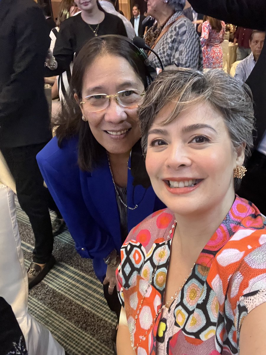 Vivian C. Recio tweet media