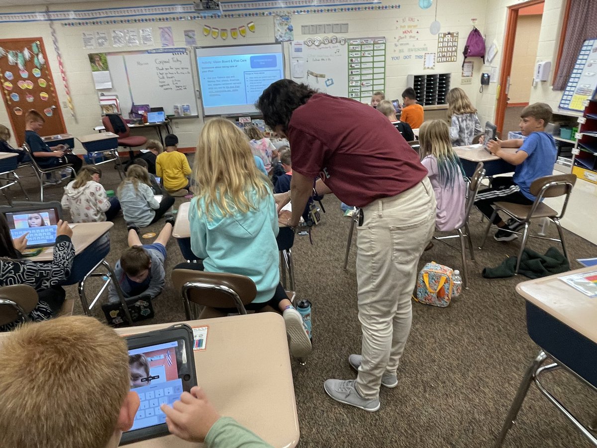 Caroline Haebig tweet media