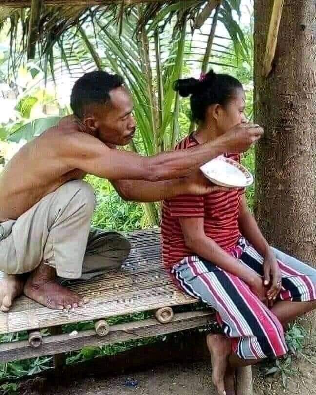 RomanKhatiwada7's tweet photo. @itsme_pravina येसरी मुखै मा ल्याएर कोचाइदिने नी चाहियो की
😅😅 https://t.co/6oalaugaZo