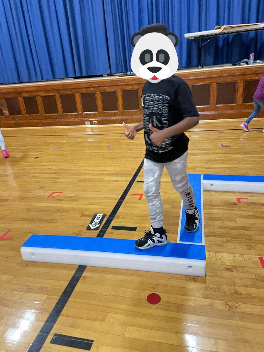 FCPSAdaptedPE's tweet photo. #TyeDyeTuesday! #Inclusion & #Belonging happening here @ParkwayElemPE during #Locomotorville. #FCPSWeBelong #PlaytheWay @FCPS_ElemHPE @ParkwayElemPE @J_RidenourFCPS https://t.co/Vxk3V8S792