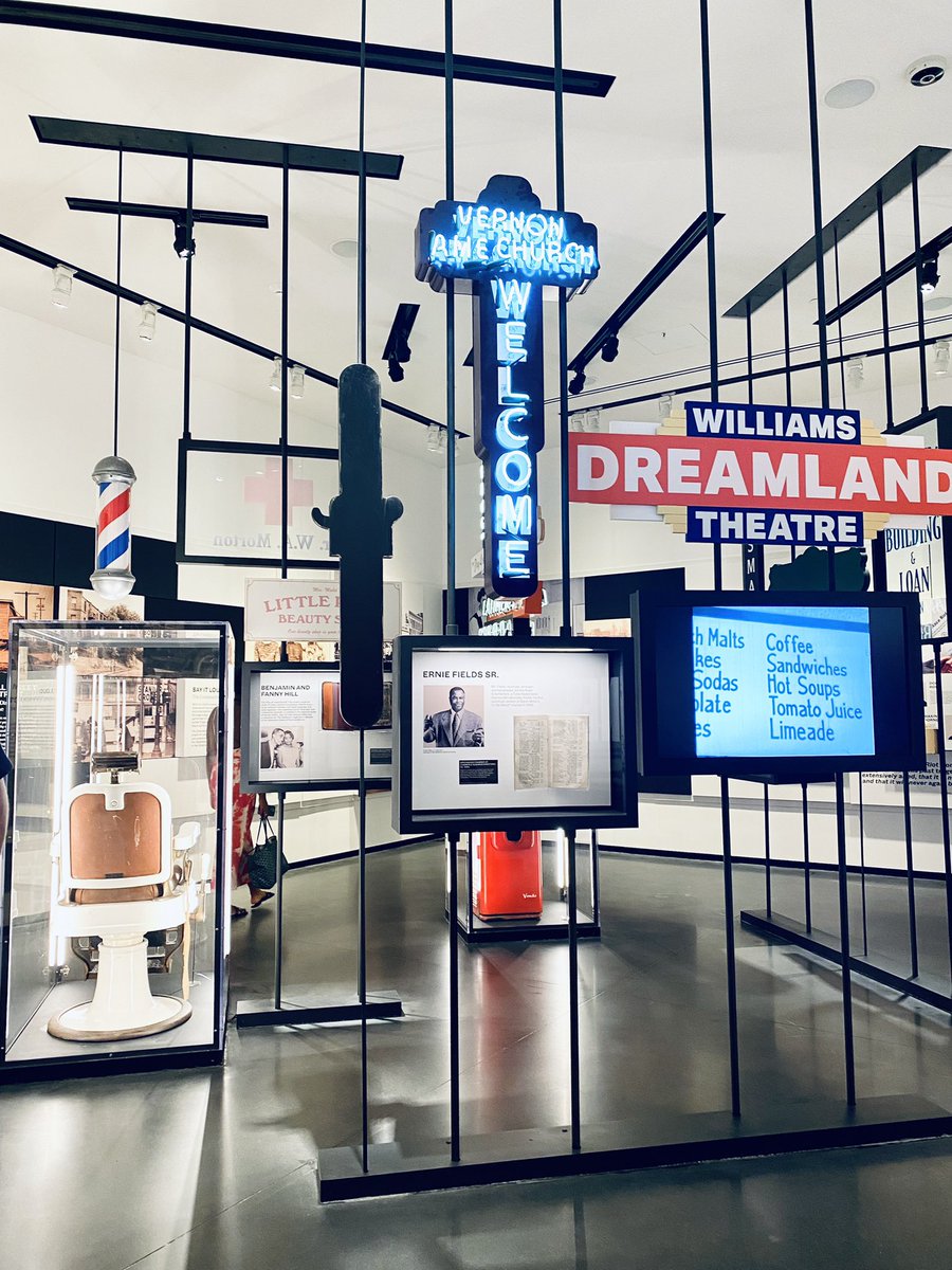 What a truly special kick off with 2022 <a href="/visiblehandsvc/">Visible Hands</a> Visionaries, <a href="/BuildinTulsa/">BuildinTulsa</a> &amp; <a href="/atentocapital/">Atento Capital</a>, building community while surrounded by the history of Greenwood and Black Wall Street. The @BolsterTalent team and mentors can’t wait to support these visionary founders ✨