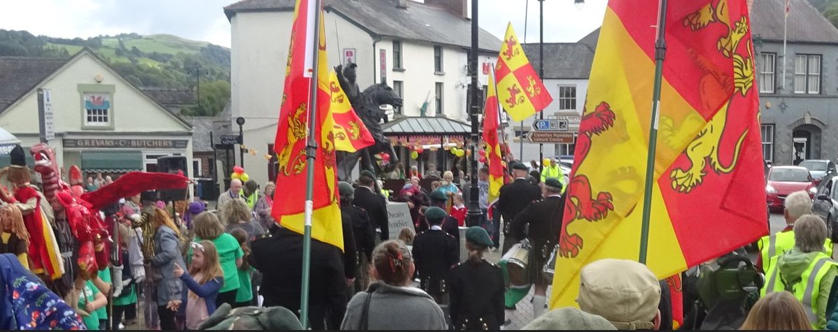 STOP PRESS 

As we do every year on Owain Glyn Dwr's Day: locals and <a href="/YesCymru/">YesCymru</a> will gather at Prince Owain Glyn Dwr's statue at 10.30 am THIS FRIDAY at CORWEN.

This is our tribute to our prince.

There's also a service in the chapel, should you prefer. 
#NotMyPrince #IndyWales