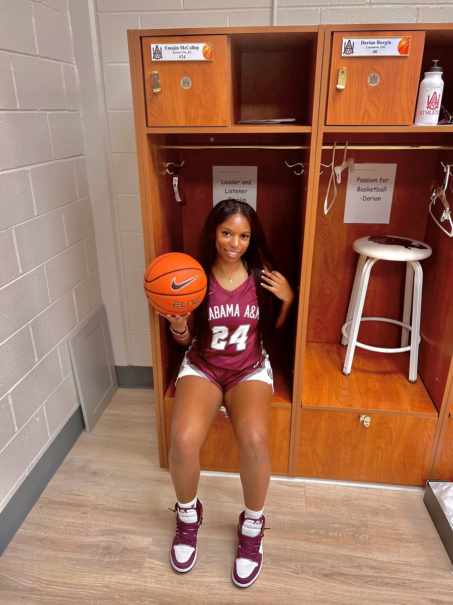 Emajin_McCallop's tweet photo. Almost that time❤️🔥Jeremiah 29:11~ @aamuwbb #year1 #postacl #aamu https://t.co/D5Pywrs3vg